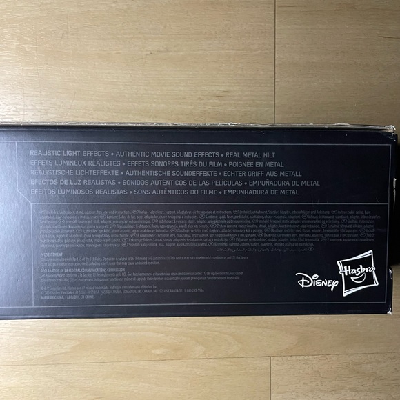 Star Wars: The Black Series Asajj Ventress Force FX Lightsaber Factory Sealed - Picture 6 of 7
